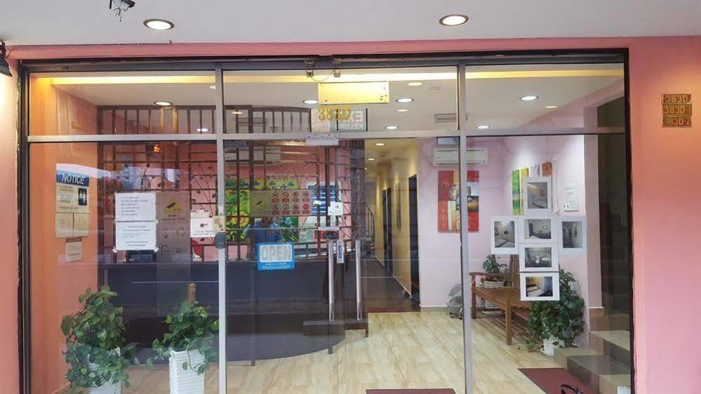 Oyo 172 Spring Hotel Kuala Lumpur Zewnętrze zdjęcie